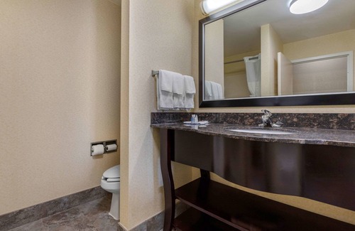 Camden Hotel | Comfort Inn & Suites Camden