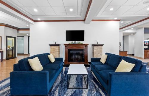 Kenosha Hotel | Comfort Inn & Suites Kenosha-Pleasant Prairie