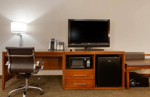 Downtown Little Rock Hotel | Comfort Inn & Suites Presidential - Downtown Little Rock
