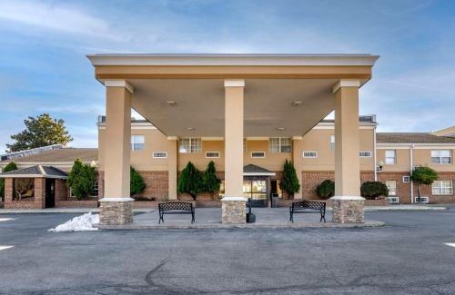 Raphine Hotel | Comfort Inn & Suites Raphine - Lexington near I-81 and I-64