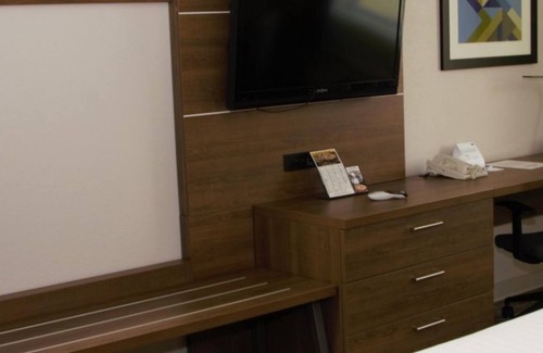 Tyler Hotel | Comfort Inn & Suites Tyler - Lindale