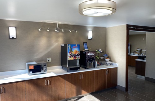 Wilmington Hotel | Comfort Inn University