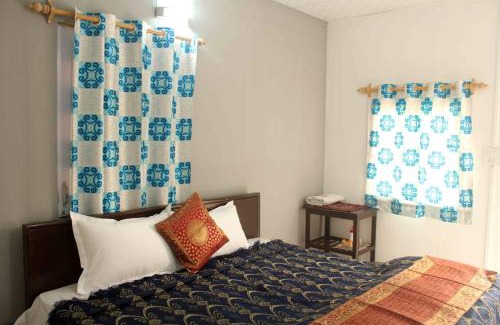 Safdarjung Enclave Bed & Breakfast | Comfort Point Bed & Breakfast