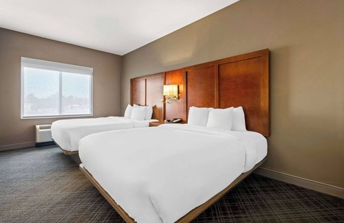 Cullman Hotel | Comfort Suites Cullman I-65 Exit 310