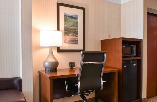 Carlisle Hotel | Comfort Suites Downtown Carlisle