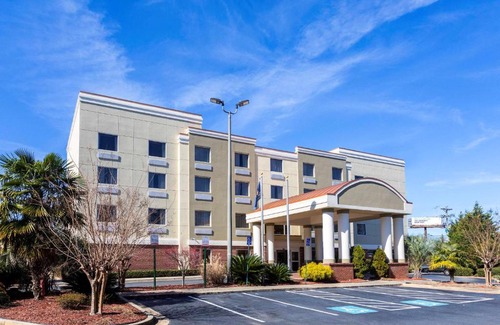 Forsyth Hotel | Comfort Suites Forsyth near I-75