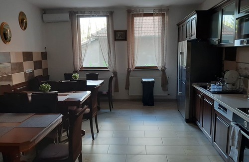 Oradea Villa | Comfort Twin Room near Shopping Center