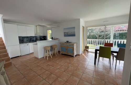 Lacanau-Ocean House | Comfortable 4 bedroom villa private heated pool on the golf course garden wifi