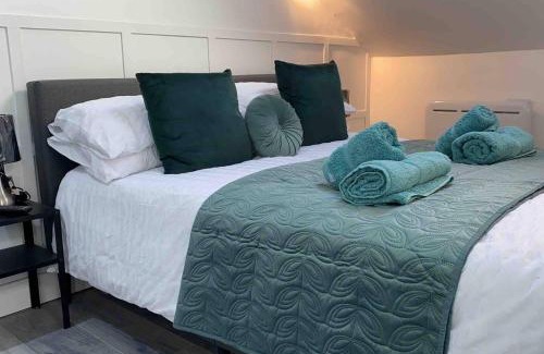 Bridgend Apartment | Comfortable and Modern 2-Bedroom Flat in Bridgend