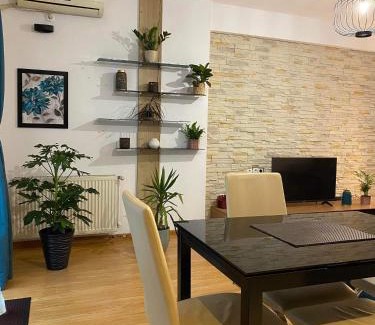 Blejoi Apartment | Comfortable Apartment in Cartier Evocasa Orizont Ploiesti (North)