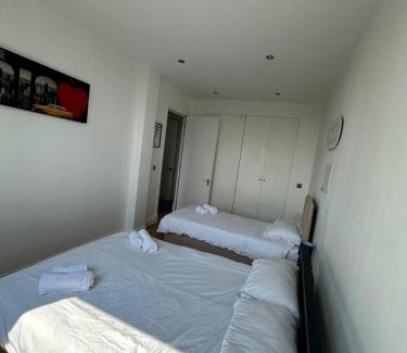 Stepney Green House | Comfortable - Cosy - Budget Studios in City Center