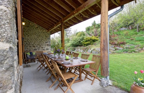 Chalmazel-Jeansagniere Cottage | Comfortable cottage with sauna, fireplace, garden, near ski resort