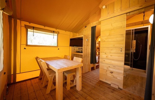Borger House | Comfortable Glamping Stay