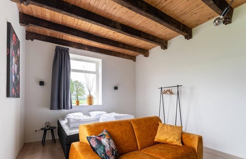Municipality of Oude IJsselstreek House | Comfortable holiday home in Voorst with garden
