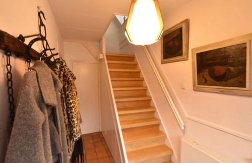 Bergen House | Comfortable Holiday Home in Bergen near Forest