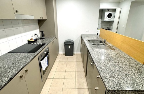 Braddon Apartment | Comfortable & Spacious -2bd 2bth