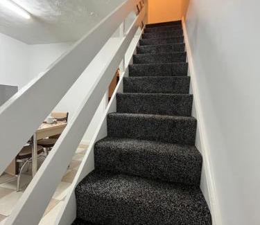 Ashton-under-Lyne House | Comfortable, spacious 2 Bedroom house close to Etihad Stadium