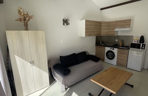 Biguglia Apartment | Comfortable studio 5 min from the beach + pool access