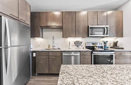 Montopolis Apartment | Comfy 1BR King Suite Close to Downtown w Fast Wifi