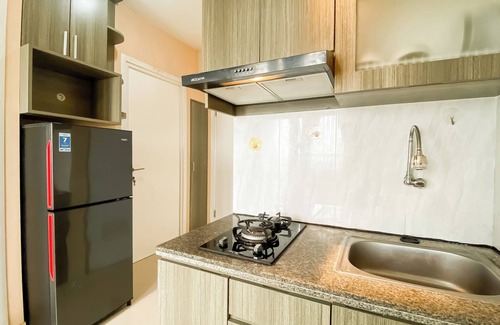 Rawasari Apartment | Comfy 2Br Near Mall At Green Pramuka City Apartment