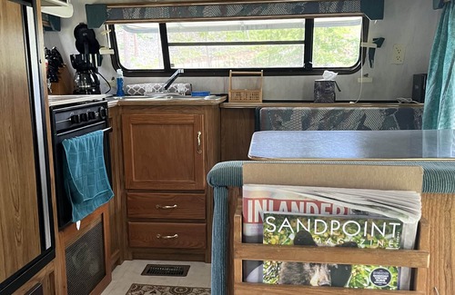 Sandpoint House | Comfy, cozy country setting close to all that Sandpoint has offer!