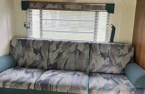 Sandpoint House | Comfy, cozy country setting close to all that Sandpoint has offer!