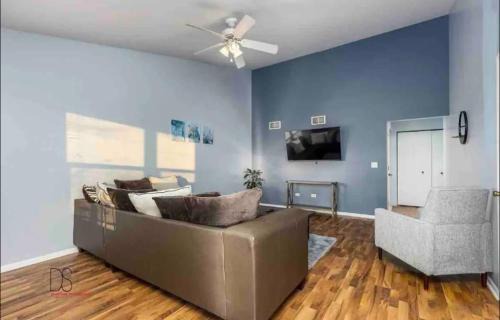 Marseilles House | Comfy & Cozy Home in Marseilles