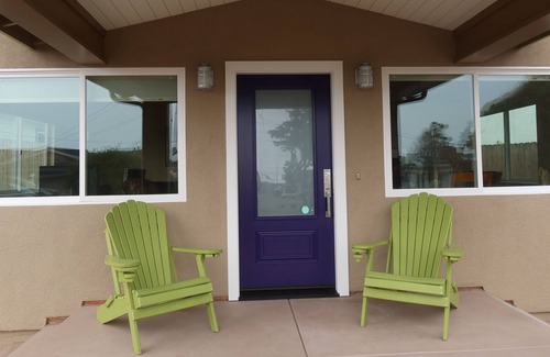 Cayucos House | Comfy Neighborhood Ocean View Home, w/ Hot Tub--Just Steps to Beach (No Parties)