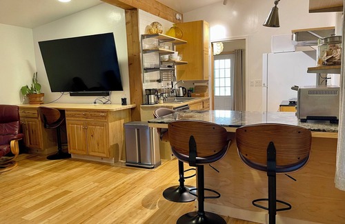 Lagunitas Bed & Breakfast | Comfy Studio Near Trails & Beaches