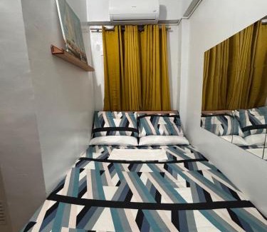 Virac Apartment | Comfy Stay with Wifi Netflix Kitchen Free Parking at Sonia's Island Stay