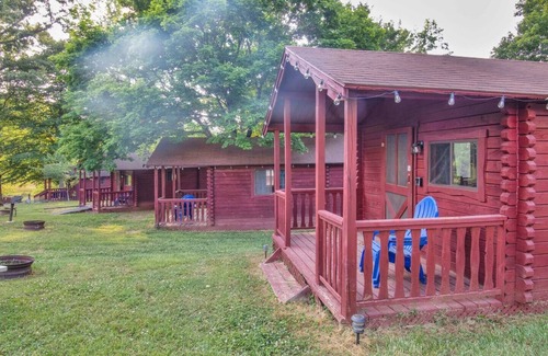 Salisbury Cabin | Comfy Studio Cabin In Secluded Campground
