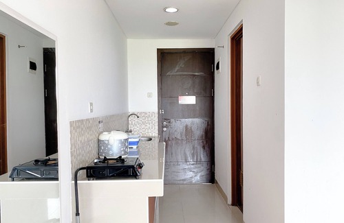 Cikarang Apartment | Comfy Studio With Twin Bed At Enviro Apartment