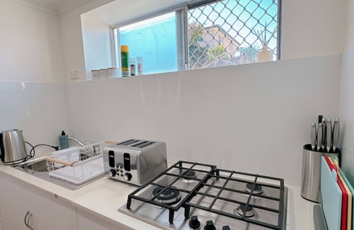 Sunnybank Hills Apartment | Comfy unit near Garden city Westfield w/Parking