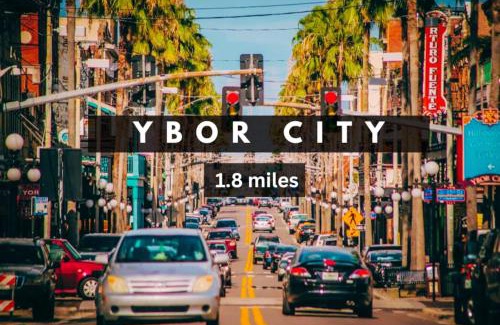 Historic Ybor Apartment | Comfy Ybor Studio Free Parking Close to DT