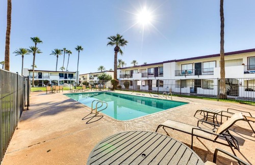 Litchfield Park Apartment | Community Pool at Litchfield Park Condo