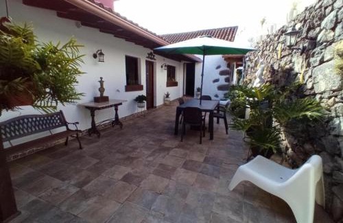San Juan del Reparo Apartment | Comoda habitacion en Garachico con piscina
