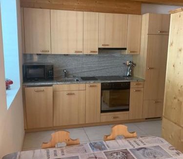 Celerina-Schlarigna Apartment | Comodo appartamento nel cuore dell'Engadina - 5 Min da San Moritz