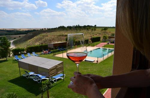 Tarancon Hotel | Complejo Enoturístico Finca La Estacada