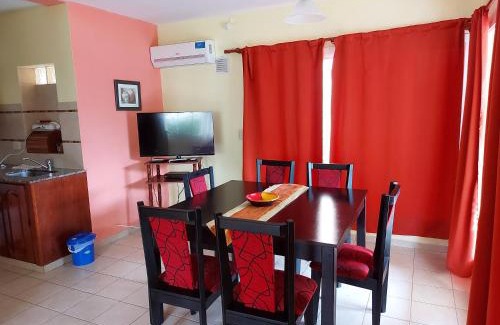 La Poblacion Apartment | Complejo Mirador de las Sierras pileta climatizada al aire libre