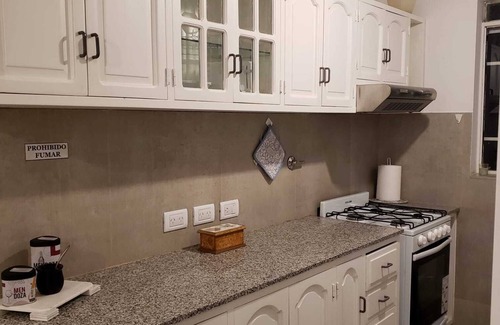 Historic Center Cabin | Complejo para 15 personas en la Ciudad Mendoza.