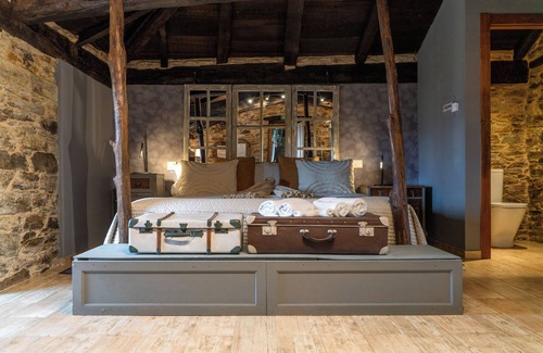 Aldeguer House | Complejo Rural Lar de Vies