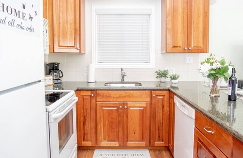 Concord Apartment | Concord Private 2bed 1 bath house