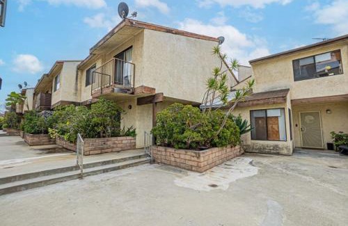 Inglewood House | Condo Near LAX & Sofi