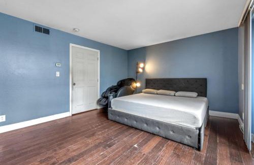 Inglewood House | Condo Near LAX & Sofi