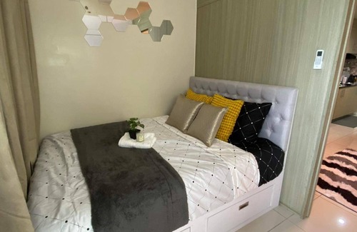 Sampaloc Condo | Condo near Mall of Asia MOA 15 min to NAIA