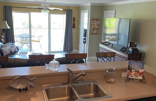 Alexander City Condo | Condo with Awesome Lake view.