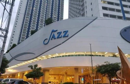 Bel-Air Condo | Condo With Balcony at Makati SM Jazz