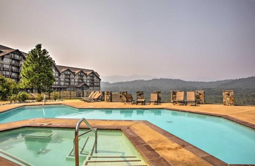 Cle Elum Apartment | Condo with Outdoor Heated Pool and Hot Tub Access!