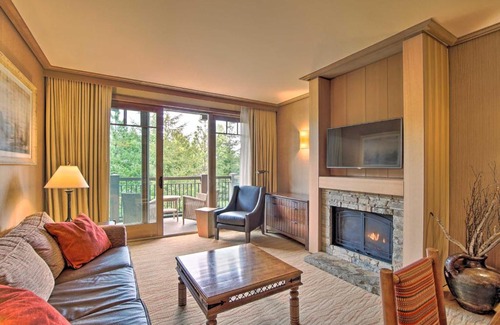 Cle Elum Apartment | Condo with Outdoor Heated Pool and Hot Tub Access!