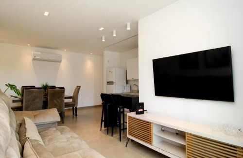 Monte Verde Apartment | Condomínio Club ao lado do Floripa Shopping RA5043